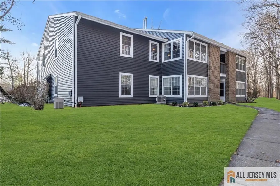 -65 Pennsylvania Way, North Brunswick, NJ 08902 - Image #2