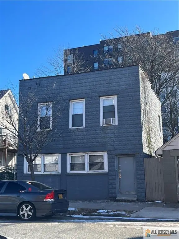 -70 Mine Street, New Brunswick, NJ 08901 - Image #1