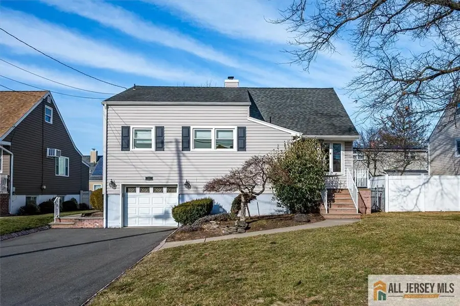 -31 Marie Road, Fords, NJ 08863 - Image #2