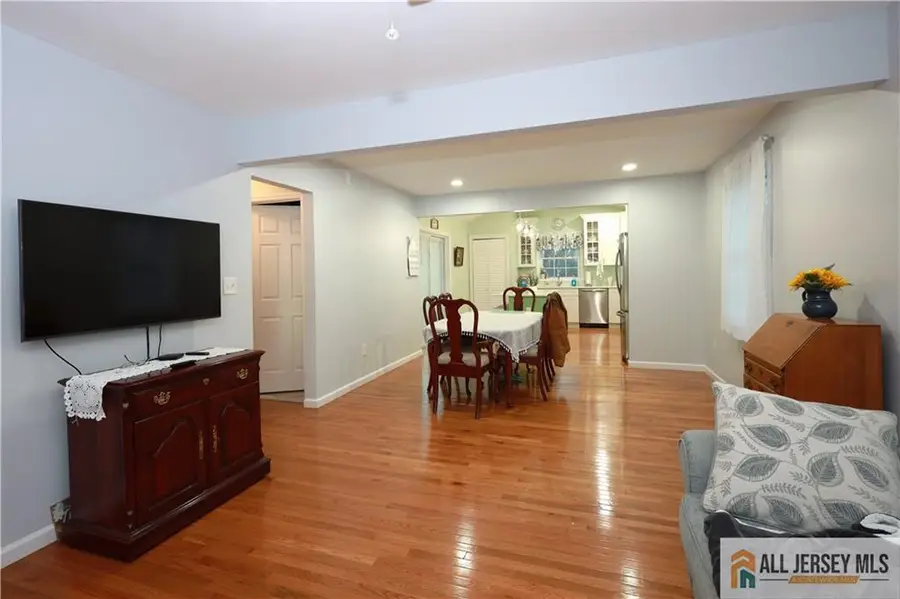 -641 Fairview Avenue, Piscataway, NJ 08854 - Image #3