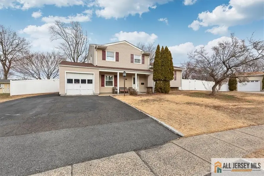 -19 Lonsdale Drive, South Plainfield, NJ 07080 - Image #2