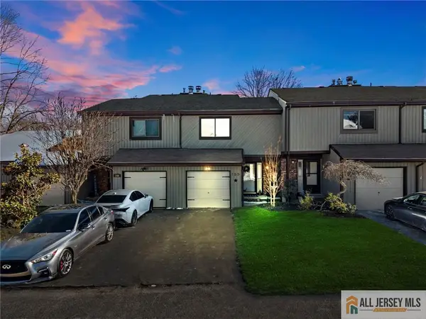 -155 Penn Court #136, Old Bridge, NJ 07747