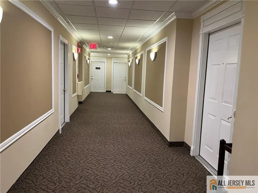 -5211 Chesterwood Way, Franklin Center, NJ 08873 - #2