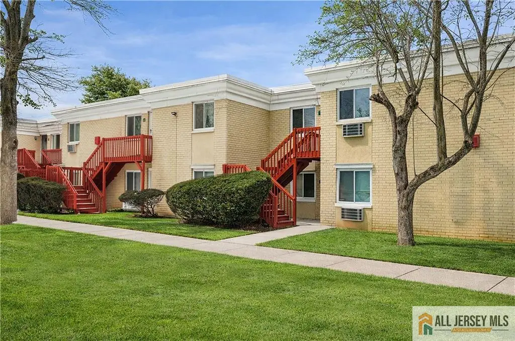-2 Lake Avenue #7B, East Brunswick, NJ 08816 - #1