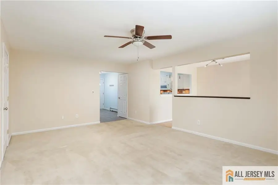 -2 Lake Avenue #7B, East Brunswick, NJ 08816 - #3