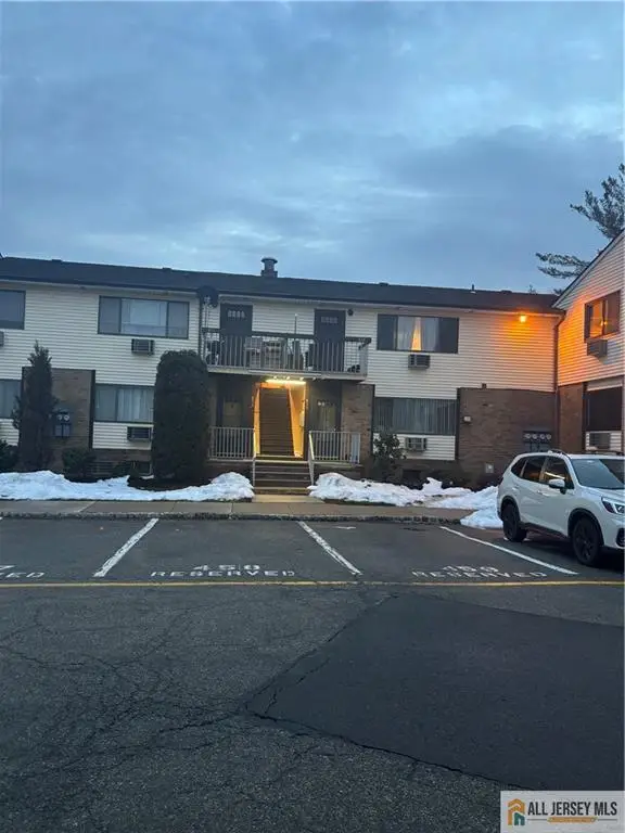 -834 Cricket Lane, Woodbridge, NJ 07095 - #2