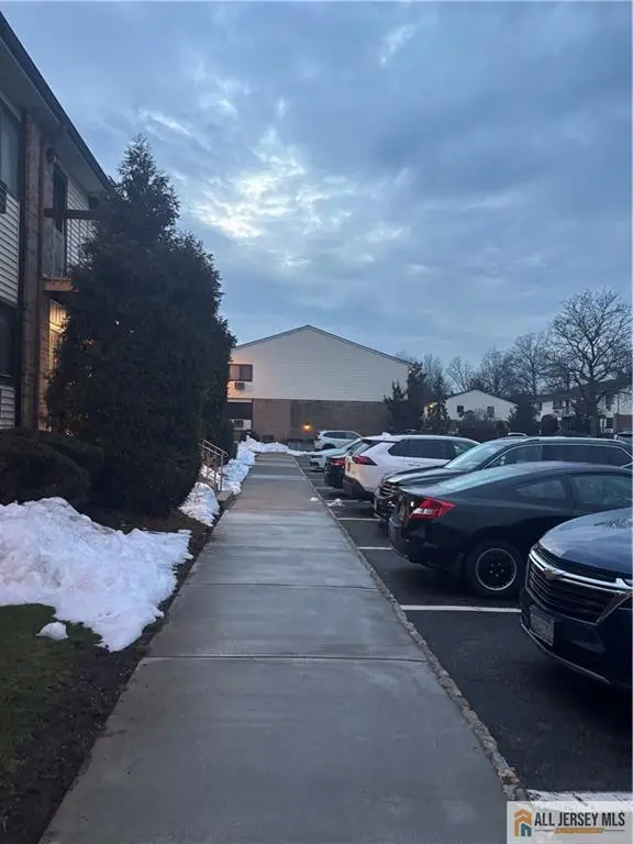 -834 Cricket Lane, Woodbridge, NJ 07095 - #3