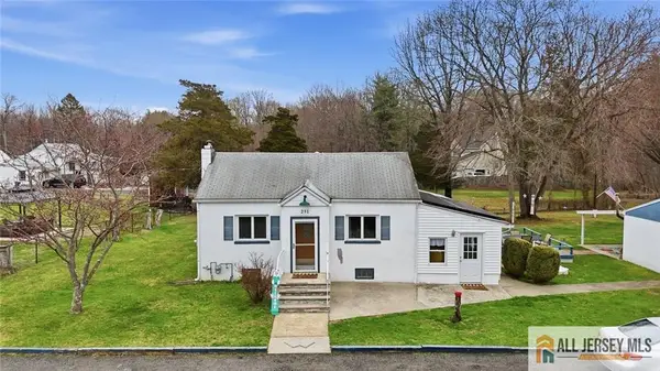 -251 Matchaponix Avenue, Monroe, NJ 08831