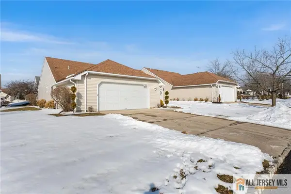 -792 Pompton Road #792D, Monroe, NJ 08831