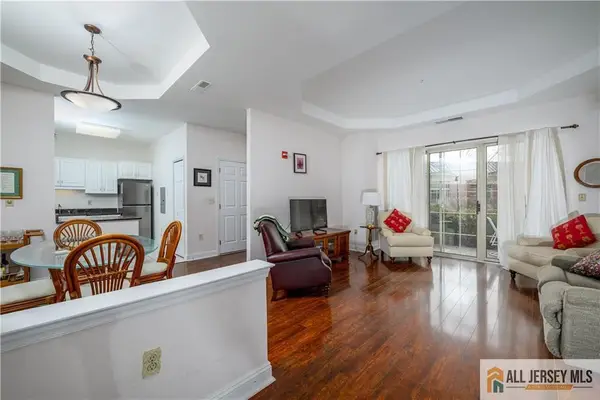 -2123 Windrow Drive, Plainsboro, NJ 08540