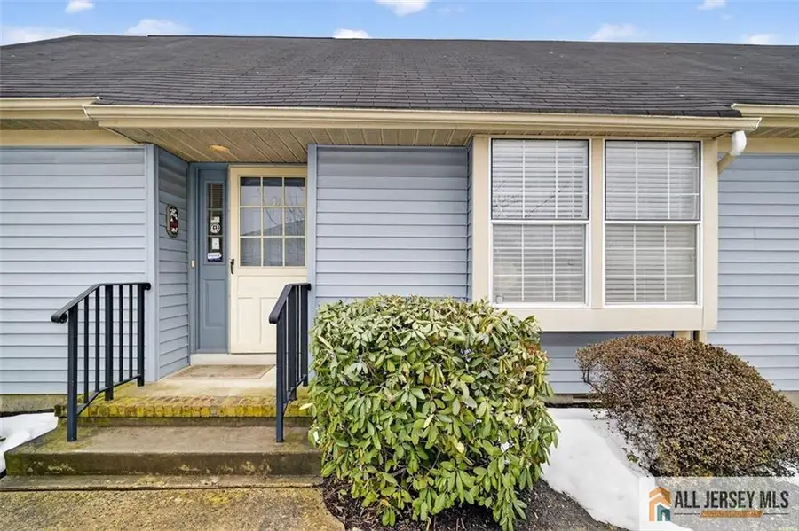 -17 George Washington Drive #17B, Monroe, NJ 08831 - #3