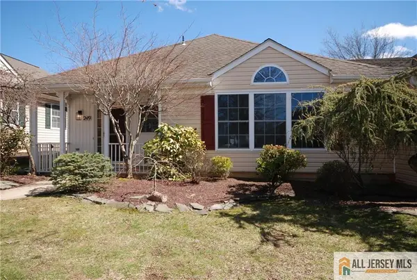 -249 Nighthawk Drive, Monroe, NJ 08831