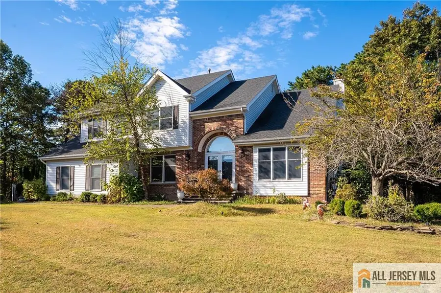 -11 Hampton Road, Monroe, NJ 08831 - #2