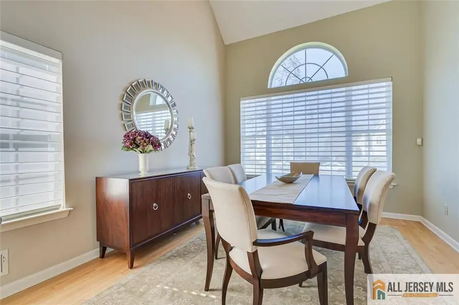 -8 Pointer Place, Kendall Park, NJ 08824 - #3