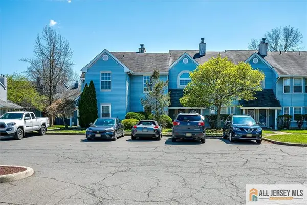 -48 Tanglewood Court, South Brunswick, NJ 08852