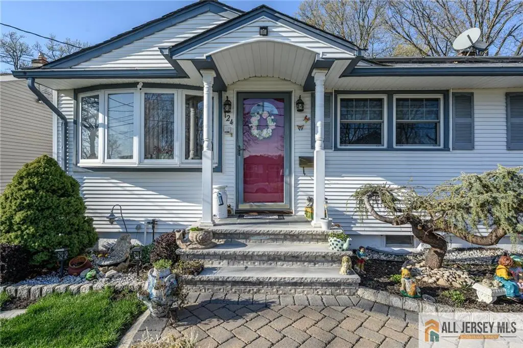 -124 Inwood Avenue, Colonia, NJ 07067 - #1