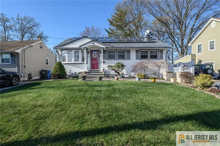 -124 Inwood Avenue, Colonia, NJ 07067 - #3