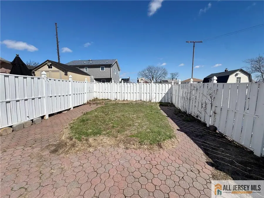 -344 Arnold Avenue, Perth Amboy, NJ 08861 - #3