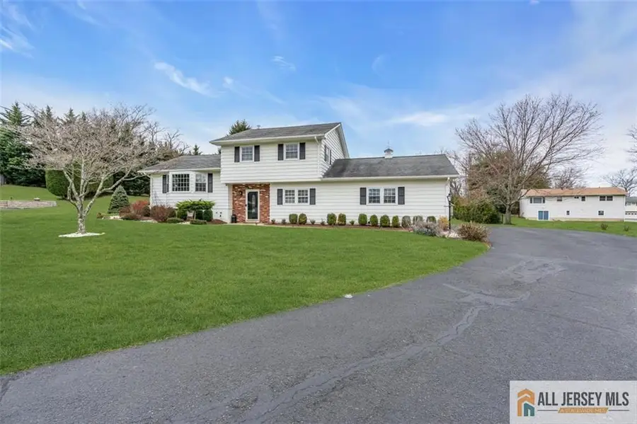-5 Travis Court, Monroe, NJ 08831 - #3