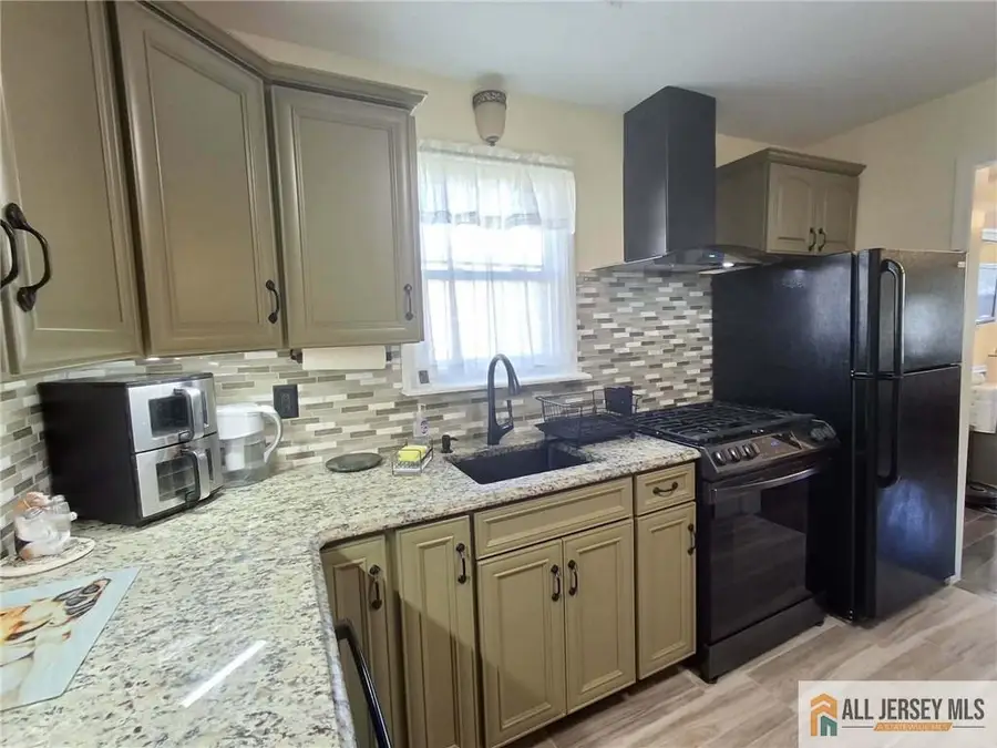 -58 Lakewood Avenue, Keansburg, NJ 07734 - #2