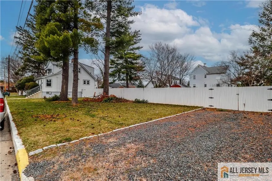 -13 Riverview Avenue, Edison, NJ 08817 - #3