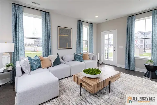 -143 John Vanzandt Drive, Hopewell Twp, NJ 08560