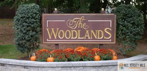 -37 Giggleswick Way, Edison, NJ 08820