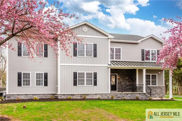 -165 Normandy Drive, Piscataway, NJ 08854