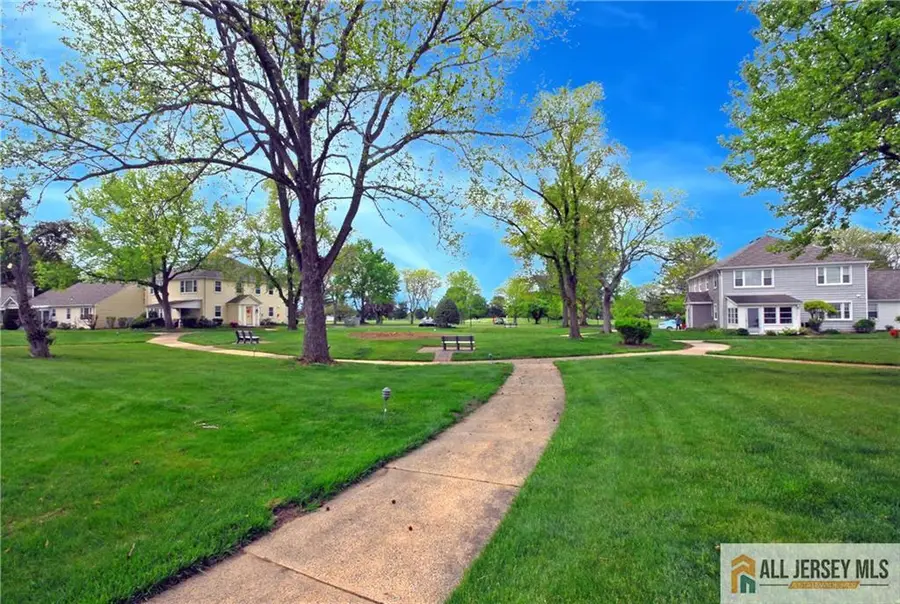 -97 Glenwood Lane #B, Monroe, NJ 08831 - #3