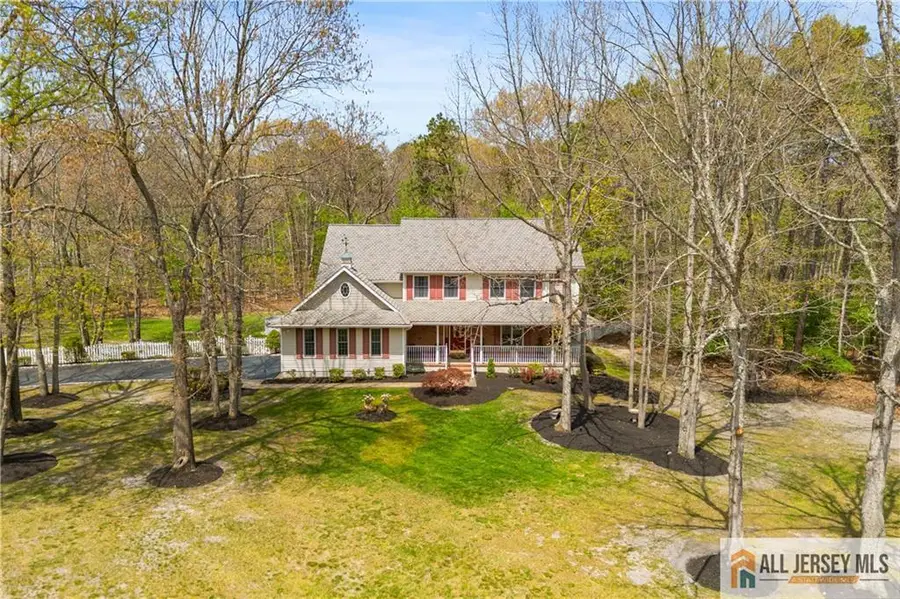 -1 Pine View Court, Monroe, NJ 08831 - #3