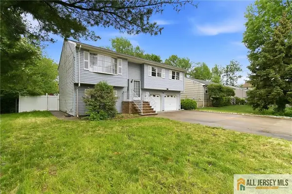 -178 Jeff Street, Edison, NJ 08837