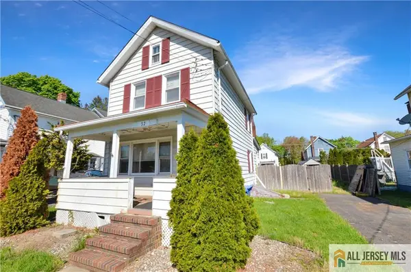 -37 Railroad Avenue, Helmetta, NJ 08828