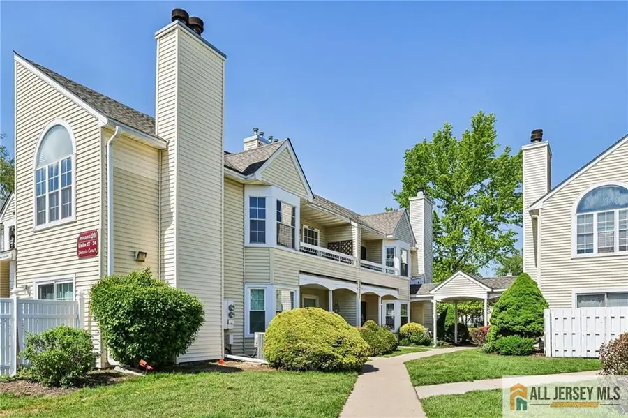 -18 Dennis Court, Hightstown, NJ 08520 - #2