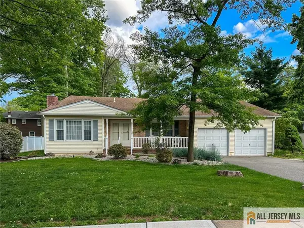 -9 Boxwood Road, Piscataway, NJ 08854
