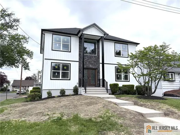 -28 S Mckinley Avenue, Iselin, NJ 08830