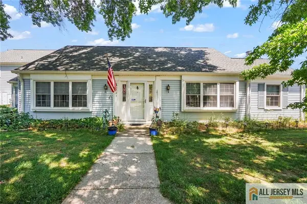 -394 Newport Way #394A, Monroe, NJ 08831