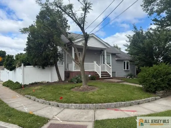 -26 West Street, Colonia, NJ 07067