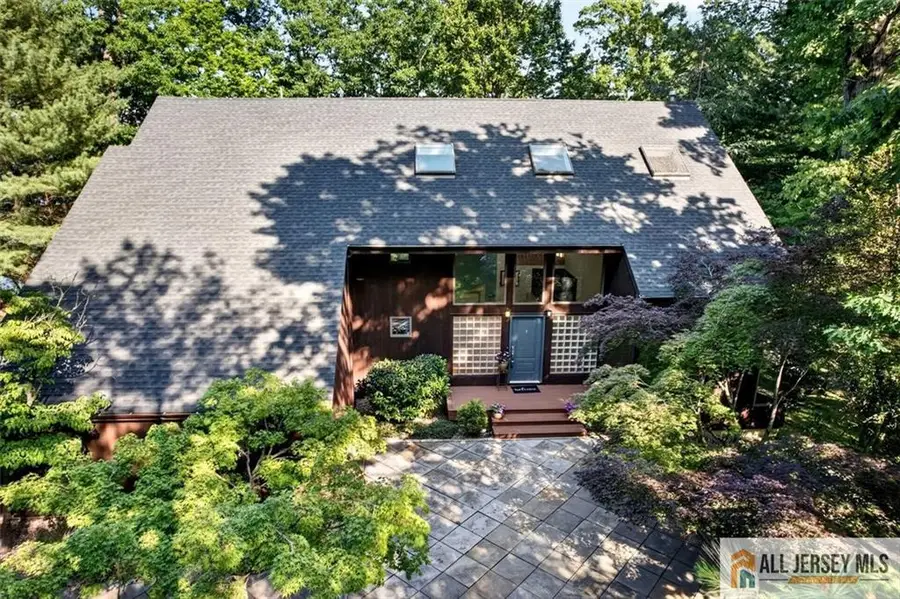 -5 Pershing Court, North Brunswick, NJ 08902 - #2