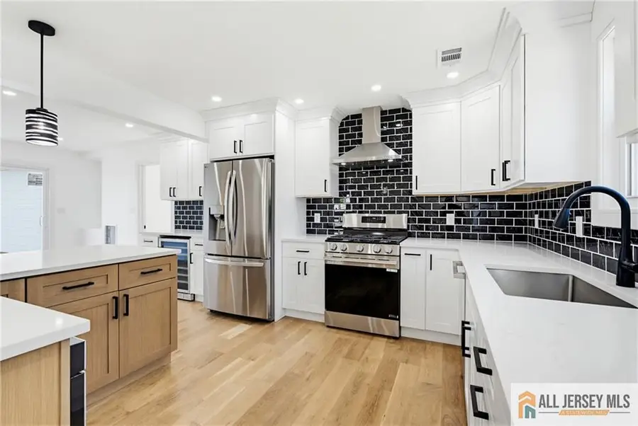 -48 Kendall Drive, Parlin, NJ 08859 - #2
