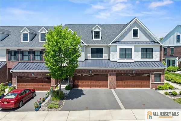 -21 Riverwalk, Plainsboro, NJ 08536