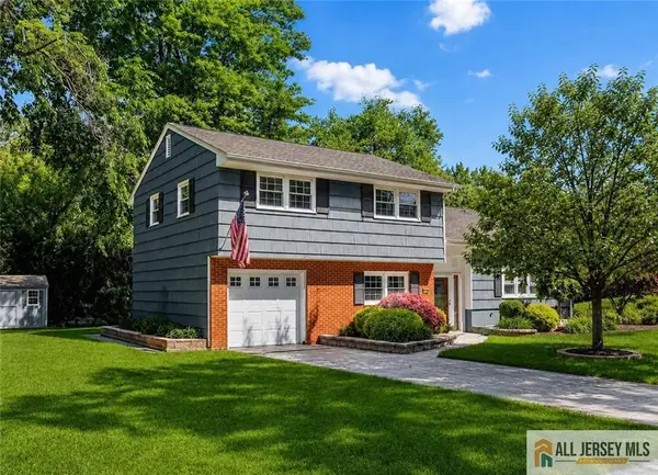 -1087 Kearney Drive, North Brunswick, NJ 08902
