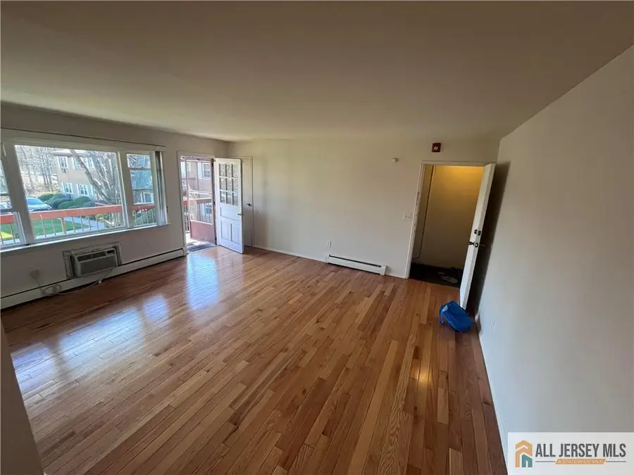 -55 Gill Lane #14, Iselin, NJ 08830 - #3
