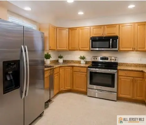 -5 Edith Place, Franklin, NJ 08873 - #2