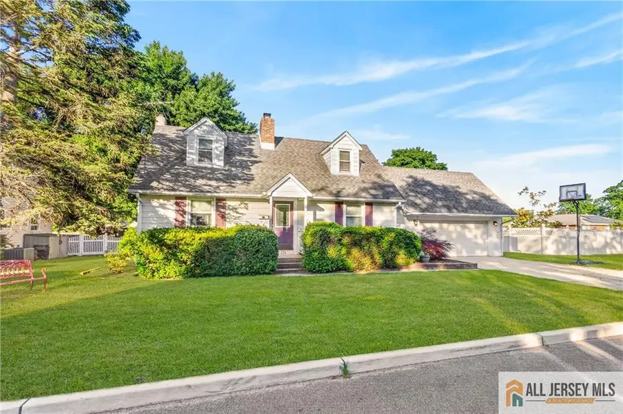 -256 Adirondack Avenue, Spotswood, NJ 08884 - #2