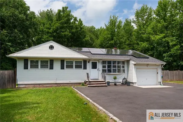 -984 New Dover Road, Edison, NJ 08820