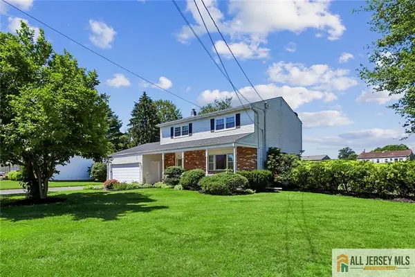 -56 Whitehall Road, Trenton, NJ 08690