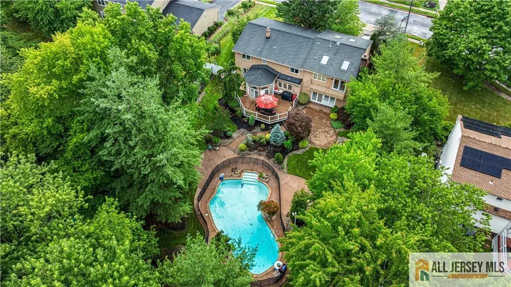 -6 Limoli Court, Edison, NJ 08820 - #1
