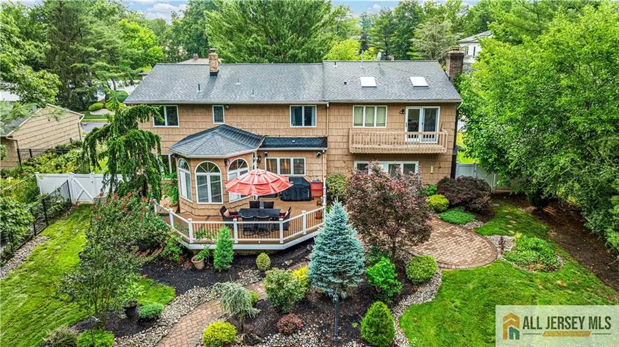 -6 Limoli Court, Edison, NJ 08820 - #2