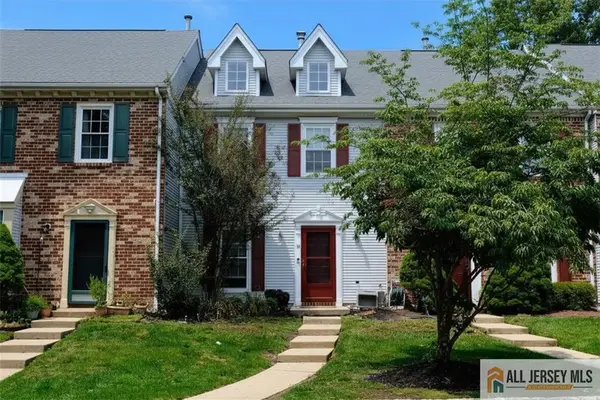 -19 Folkstone Court, North Brunswick, NJ 08902