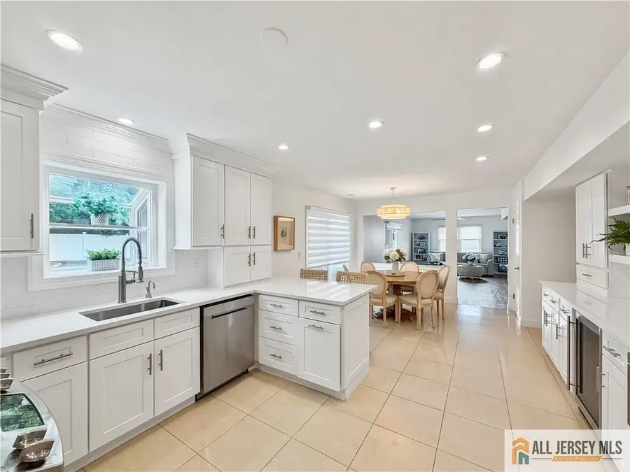 -26 Surrey Drive, Old Bridge, NJ 08857 - #2